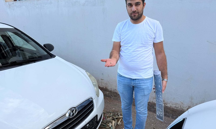 Hatay Reyhanlı'da Emrah Can'ın otomobilinin tamponuna yorgun mermi isabet etti: Gelişmeler Takip Ediliyor