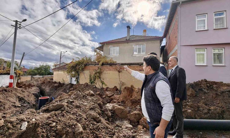 Hisarcık Kaymakamı Erkan Atam, Alınören'de altyapı çalışmalarını yerinde inceledi | İşte Tüm Ayrıntılar