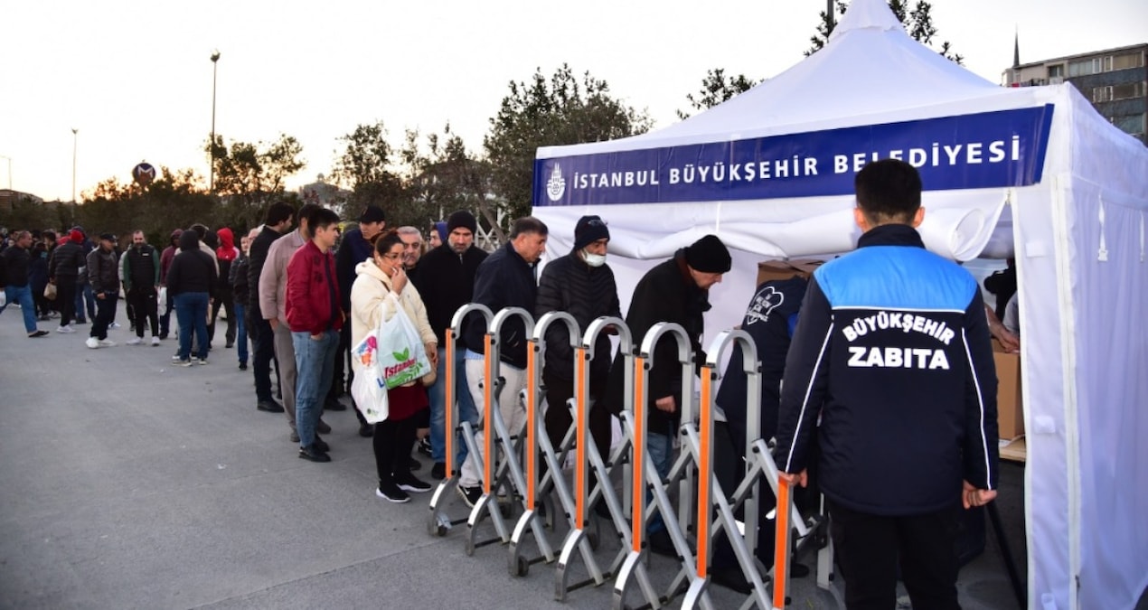 Ayrıntılar Netleşti: İBB, Ramazan'da 500 bin kişiye iftar hizmeti verecek - Son Dakika Haberleri: Gelişmeler T