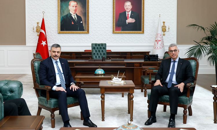 İçişleri Bakanı Çiftçi'den Sağlık Bakanı Memişoğlu'na ziyaret - Haberleri: Gelişmeler Takip Ediliyor