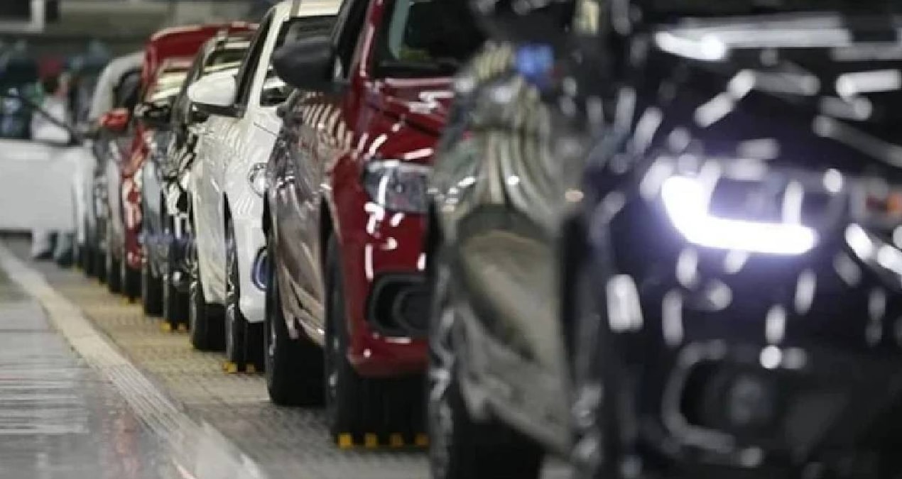 Gündemden Son Bilgiler: İflasın eşiğindeki otomotiv devi 60'tan fazla yeni model çıkaracak - Son Dakika Haberl