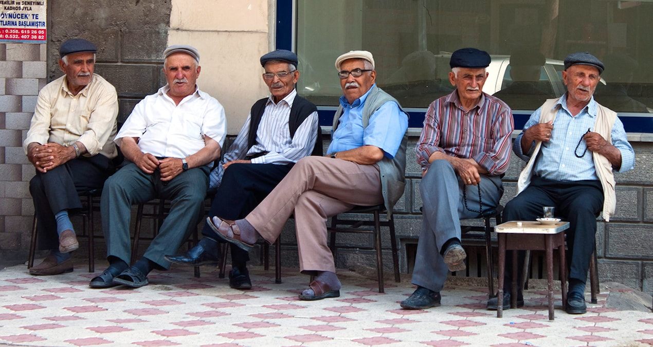 Ayrıntılar Netleşti: İktidar emekliyi dipte eşitledi - Haberleri ve Merak Edilenler