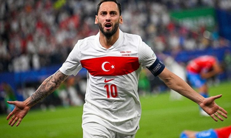 İmzalar atıldı! Hakan Çalhanoğlu'nun kuzeni de artık Süper Lig'de - Son Dakika Haberleri | İşte Tüm Ayrıntılar