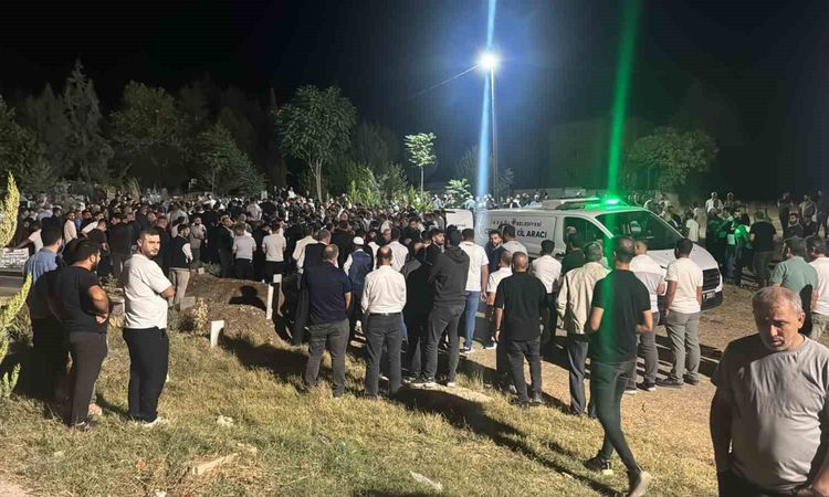 İnegöl’deki kazada hayatını kaybeden 13 yaşındaki çocuk toprağa verildi - Son Dakika Bilgileri