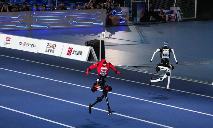 İnsansı robot, 100 metrede dünya rekorunu geride bıraktı | İşte Tüm Ayrıntılar