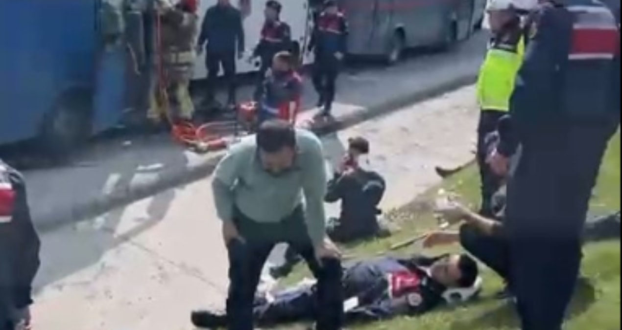 Ayrıntılar Netleşti: İstanbul'da 4 cezaevi sevk aracı kaza yaptı: Çok sayıda jandarma yaralı - Son Dakika Habe