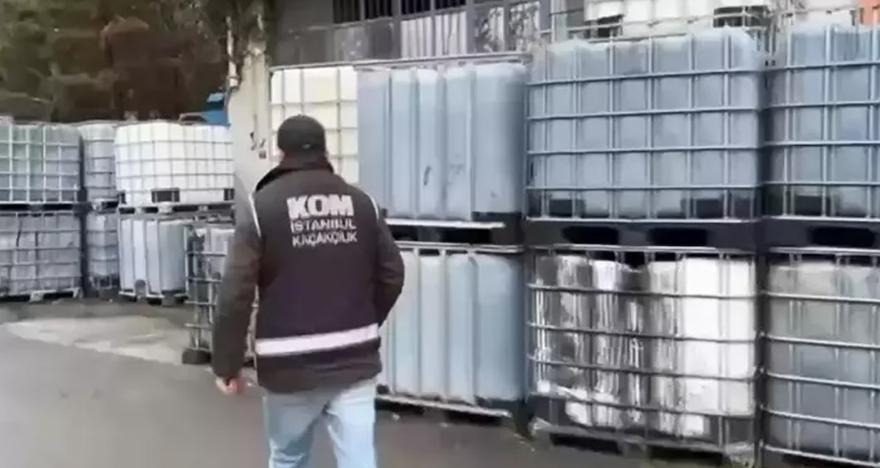 İstanbul’da akaryakıt kaçakçılığı operasyonu: 242 bin 500 litre kaçak yakıt ele geçirildi - Son Dakika Haberle