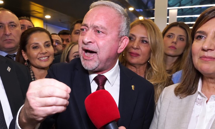 İstanbul Barosu'nun yeni başkanı Ümit Kocasakal'dan ilk açıklama: İstanbul Barosu geri döndü ve Merak Edilenle