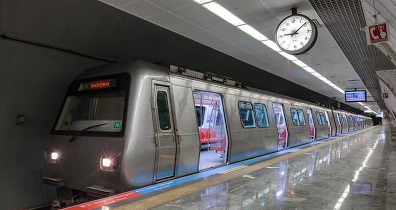 Sıcak Gündem: İstanbul Metrosu’nda yılbaşı düzenlemesi - Haberleri