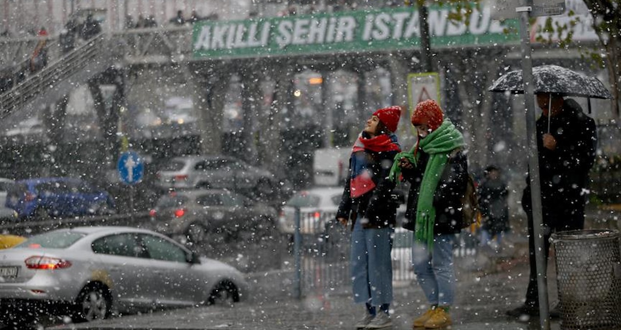 Kritik Açıklama: İstanbul Valiliği, tarih vererek uyardı! Megakente 'kar' geliyor... - Haberleri: Gelişmeler T