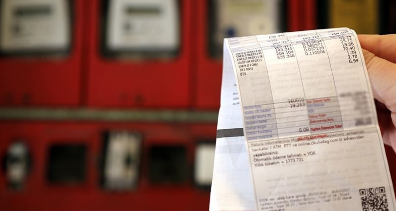 Gündemden Son Bilgiler: İşte elektrik faturasını yarıya indirecek yöntem... Kimse bilmiyor - En Son Haber