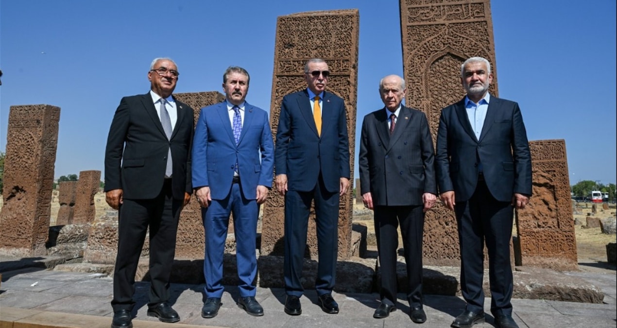 Sıcak Gündem: İttifak kulisleri hareketlendi: Cumhur ortağından açıklama - Haberleri | İşte Tüm Ayrıntılar