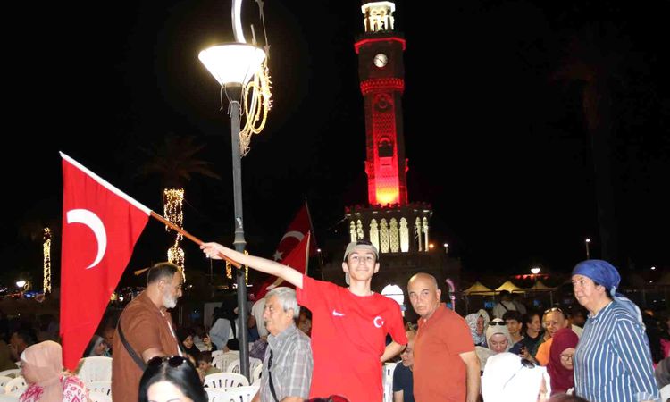 July 15 martyrs were commemorated in Izmir - Breaking News