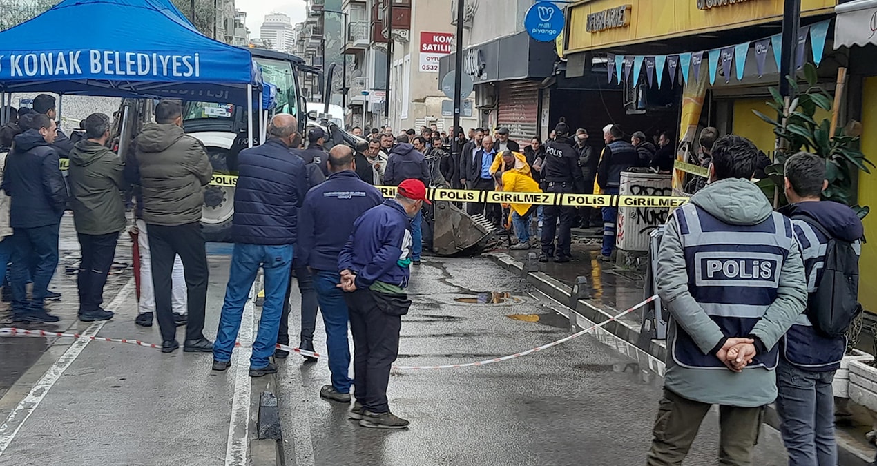 İzmir'de 2 kişinin elektrik akımına kapılarak ölmesine ilişkin davada tutuklu sanık kalmadı - Son Dakika Haber
