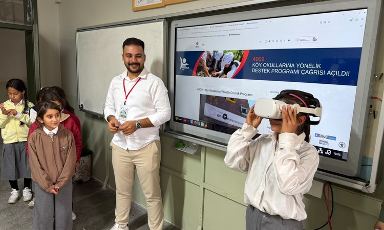 Iğdır Üniversitesi, TÜBİTAK destekli projeyle Tuzluca'da bilim etkinliği düzenledi - Son Dakika Bilgileri