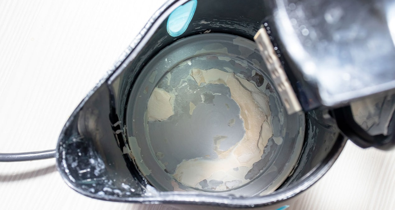 Lime at the bottom of the kettle is dissolved in seconds with this method - Breaking News