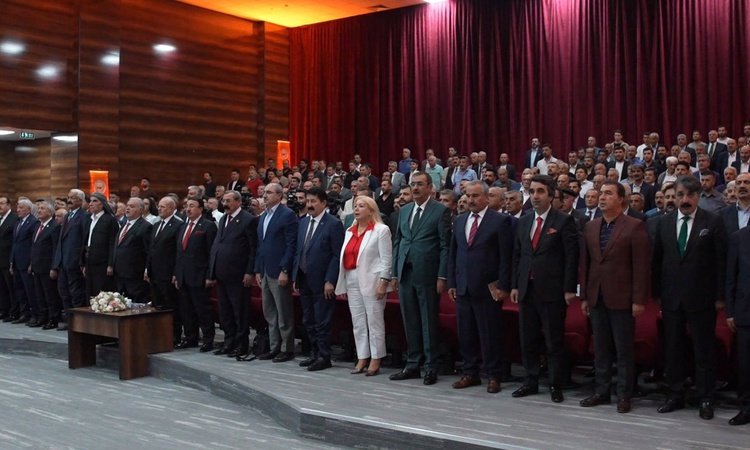 Kadim Aşiretler’den mesaj “Süreci sonuna kadar destekleyeceğiz”: Gelişmeler Takip Ediliyor