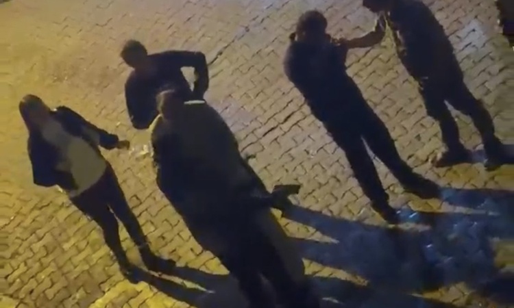 Kağıthane'de bir kadına elle taciz iddiası, şüpheli adliyeye sevk edildi: Gelişmeler Takip Ediliyor