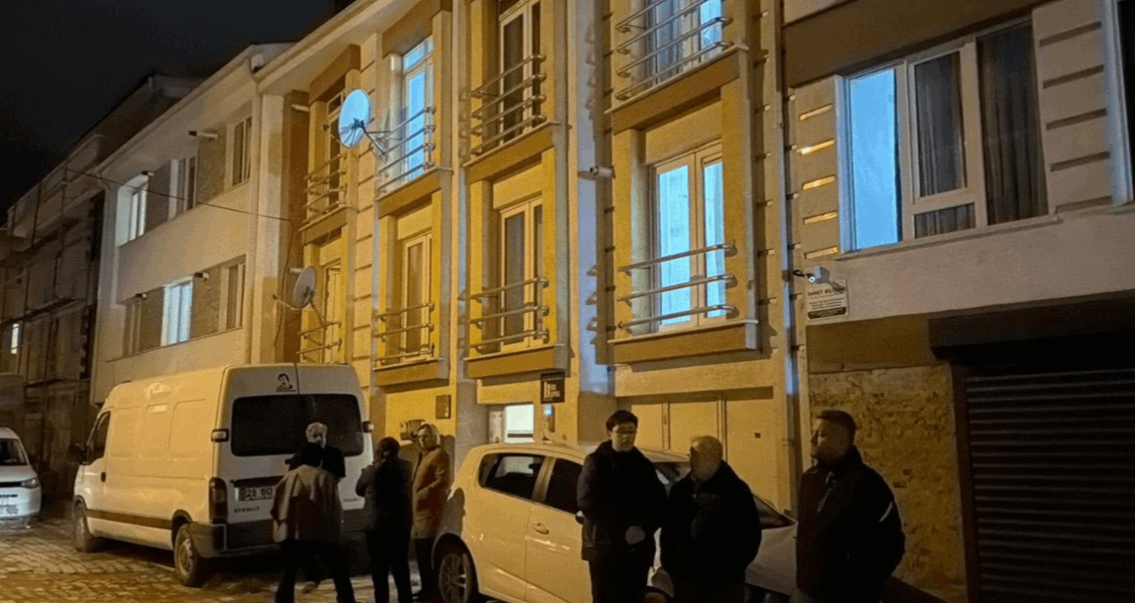 Gündemden Son Bilgiler: Yalnız kaldığı evinde ölü bulundu - Son Dakika Haberleri ve Merak Edilenler
