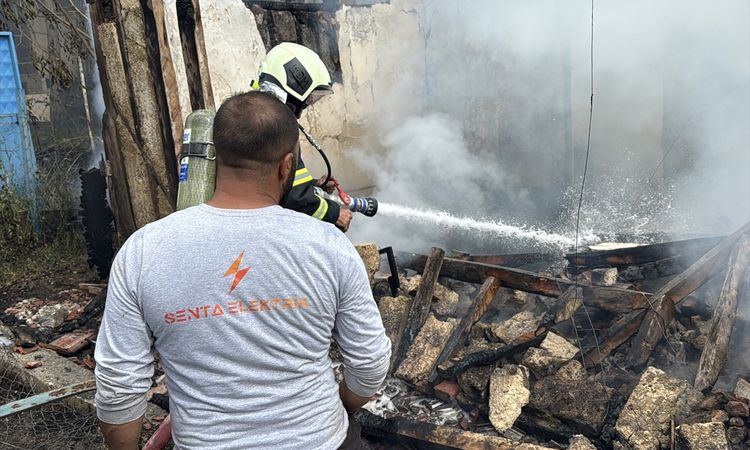 A 2-year-old child died in the flames that broke out in a house in Karabük - News