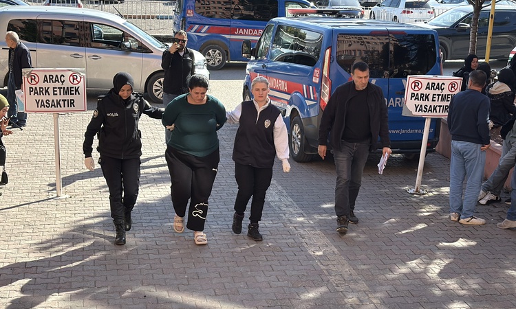 Karabük'te iddiaya göre arkadaşını bıçakla ağır yaralayan kadın hakkında tutuklama kararı verildi | İşte Tüm A