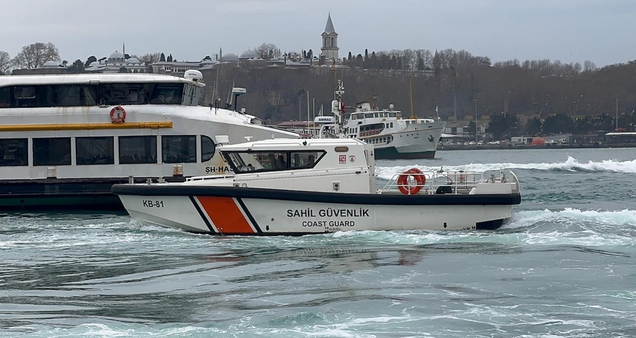 Karaköy İskelesi'nde denizde kadın cesedi bulundu - Son Dakika ve Merak Edilenler