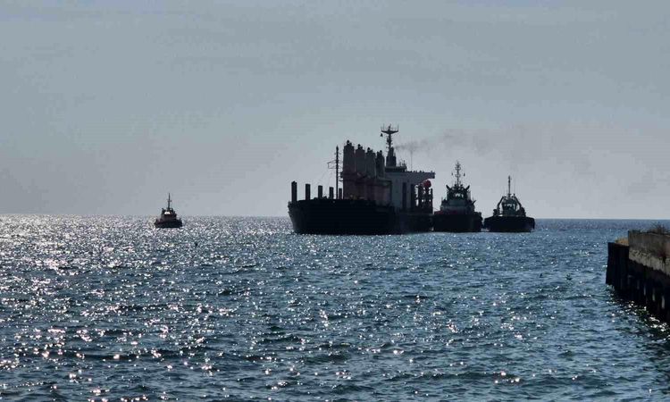 Stranded ship awaits rescue for 4 days.