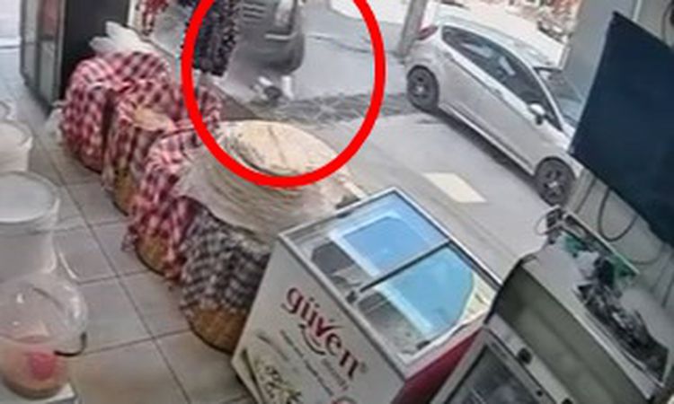 Gündemden Son Bilgiler: Kargo minibüsü çocuğu altına aldı, o anlar kamerada - Son Dakika Haberleri ve Merak Ed