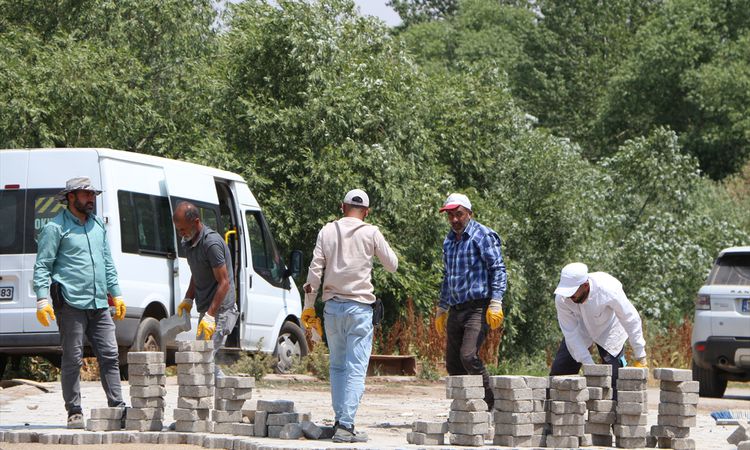 Karlıova'da Kilitli Parke Taşı Çalışmaları resmen start aldı - Son Dakika Haberleri | İşte Tüm Ayrıntılar