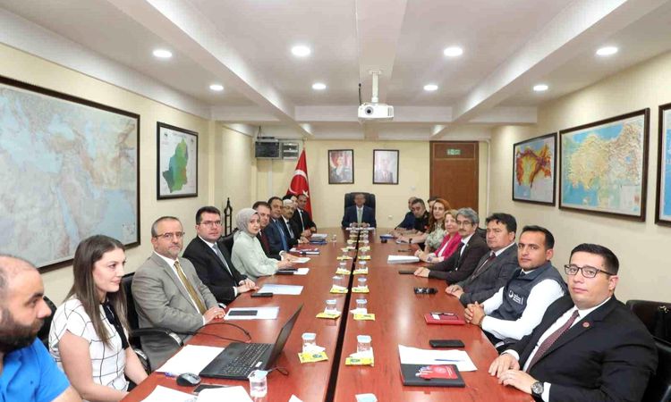 Gündemden Son Bilgiler: Kars'ta kadına yönelik şiddetle mücadelede güç birliği: 28 bin 766 vatandaşa ulaşıldı