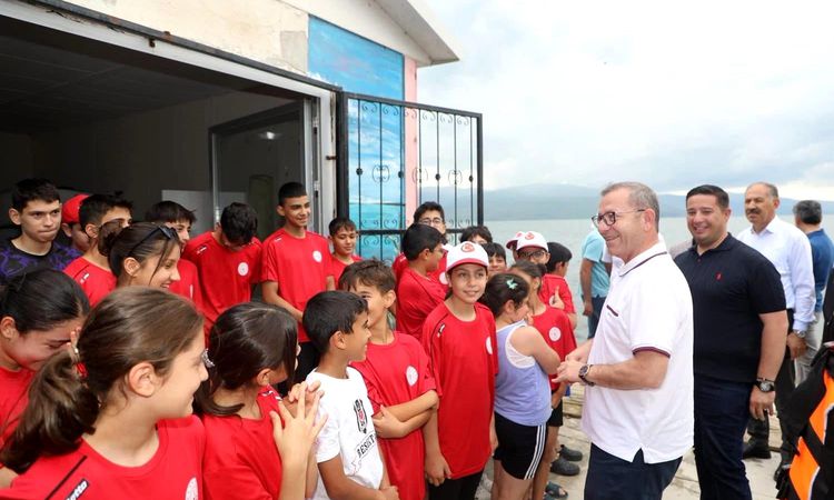 Ayrıntılar Netleşti: Kars'ta yelken heyecanı Çıldır Gölü'nde resmen start aldı: 32 sporcu Anadolu Ligi için ha