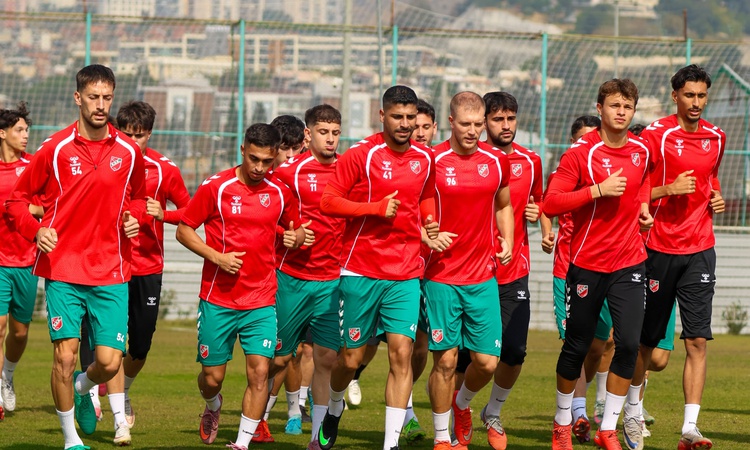 Karşıyaka, Ziraat Türkiye Kupası 3. turunda yarın Boluspor'a konuk olacak - Son Dakika Bilgileri