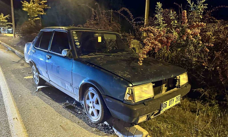 Kastamonu'da kamyon ve iki otomobilin karıştığı zincirleme kazada 1 kişi yaralandı: Gelişmeler Takip Ediliyor