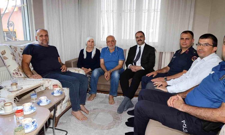 District Governor Battal Meets Families of Fallen Soldiers, Veterans