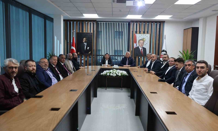 Kayseri Valisi Gökmen Çiçek, Mimarsinan OSB'deki çalışmalar hakkında bilgi aldı - Son Dakika Bilgileri