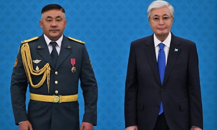 Kazakistan'da tatbikatta 14 asker ölünce Savunma Bakanlığına Mirzahmetov getirildi