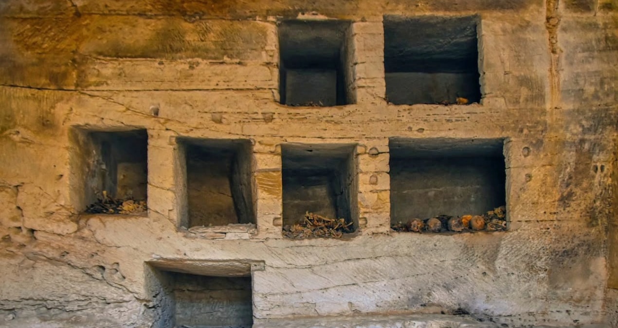 18 of them were found during the excavations: Golden talismans came out of the mouths of some of them - News