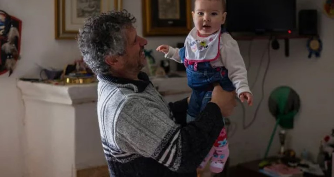 Son Gelişme: Kedilerin kasabasında 30 yıl sonra ilk kez bebek doğdu - Son Dakika Haberleri | İşte Tüm Ayrıntıl
