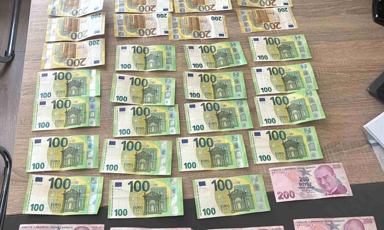 Ayrıntılar Netleşti: Kendini polis olarak tanıtıp 600 bin TL değerinde altın alan şüpheli ele geçirildi - Son