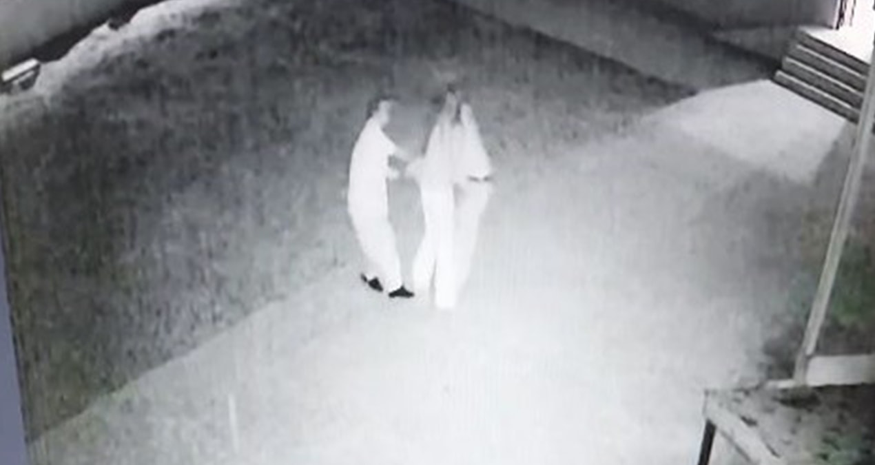 He hit the imam who warned him and bit his arm - Latest News