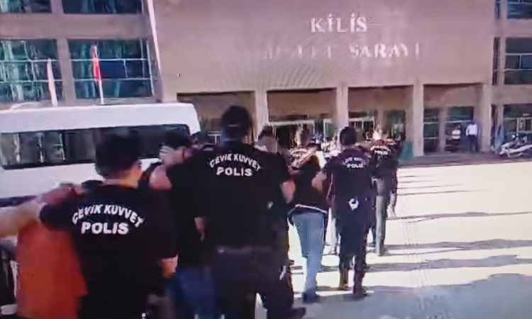 Kilis'te Çaycılar Grubu operasyonunda gözaltına alınan 18 kişiden 11'i hakkında tutuklama kararı verildi ve Me