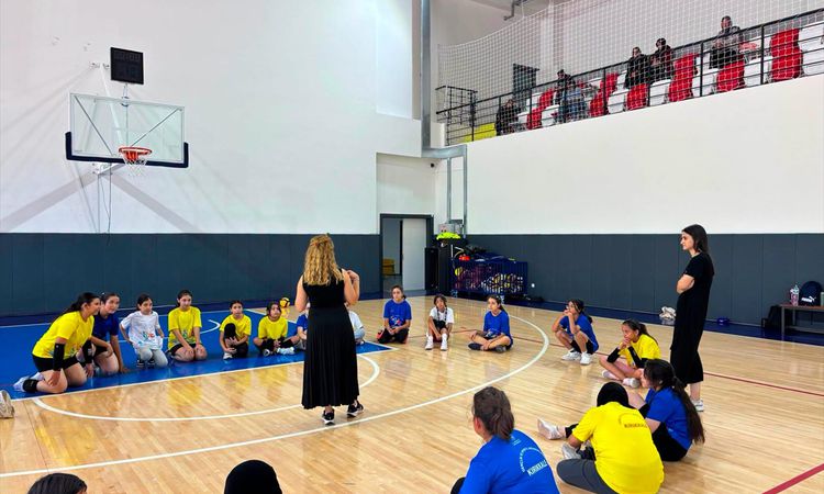 Gündemden Son Bilgiler: Kırıkkale’de sporculara psikolojik destek eğitimi verildi - Son Dakika - Son Dakika Bi