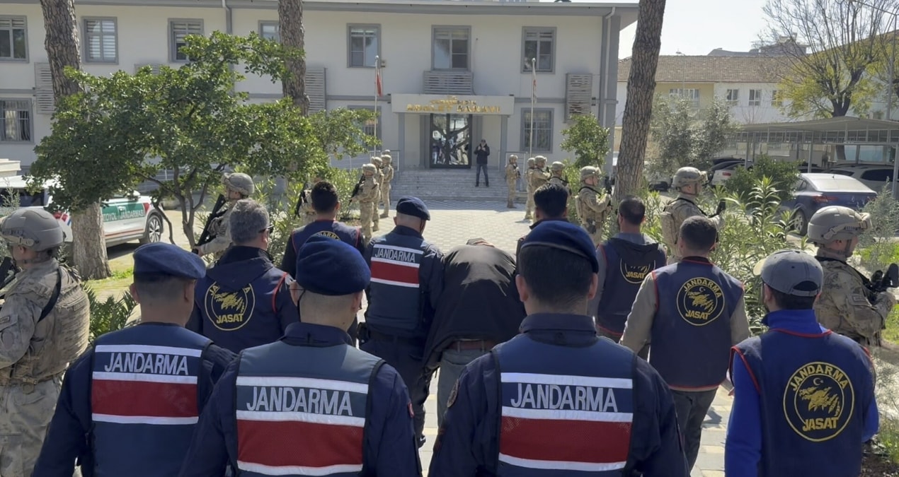Gündemden Son Bilgiler: Kızı tarafından evde ölü bulundu: Katil en yakını çıktı! - En Son Haber | İşte Tüm Ayr