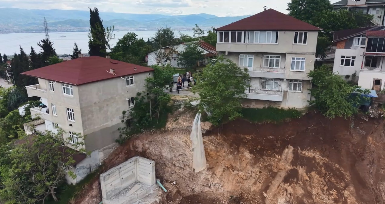 Gündemden Son Bilgiler: Kocaeli'nde temel kazısı kabusa döndü; 5 bina boşaltıldı - Haberleri: Gelişmeler Takip