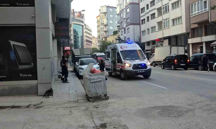 Son Gelişme: Kolonya içen şahıs hastanelik oldu - Haberleri: Gelişmeler Takip Ediliyor
