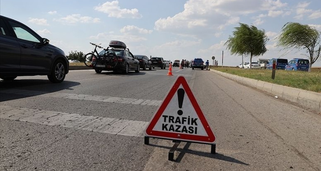 Kritik Açıklama: Kontrolden çıkan otomobil devrildi; 1 ölü, 5 yaralı - En Son Haber | İşte Tüm Ayrıntılar
