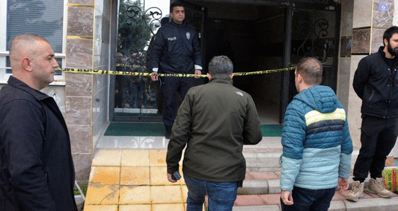 Korkunç olay! Genç berber tartıştığı babasının boğazını keserek öldürdü - Son Dakika Haberleri ve Merak Edilen