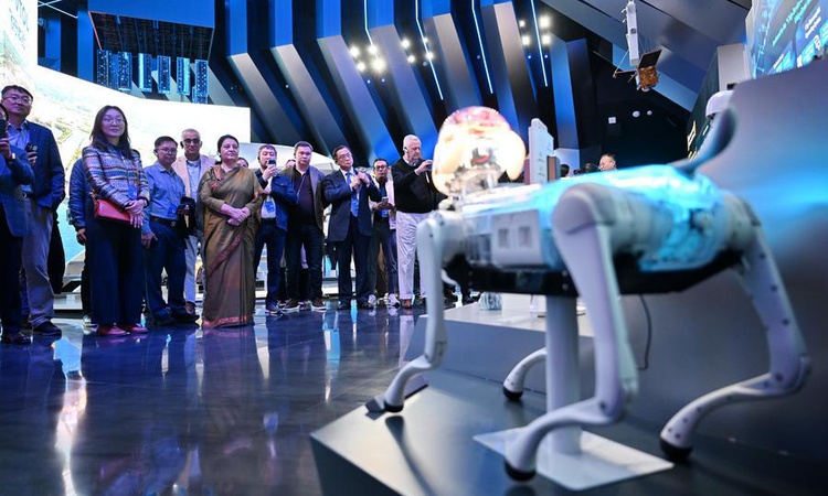Kritik Açıklama: 2026 Küresel Yönetişim Forumu Xiong'an'da resmen start aldı, bilim ve inovasyon merkezi gezil