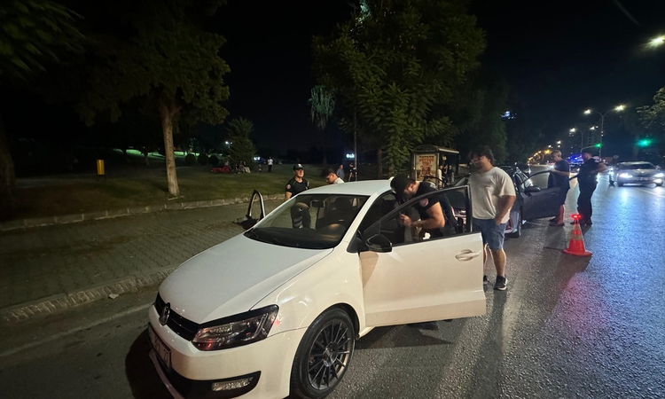 Kritik Açıklama: Adana'da helikopter destekli "huzur ve güven" uygulaması yapıldı - Son Dakika Bilgileri