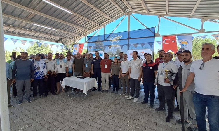 Kritik Açıklama: Ağın'da "1. Uluslararası Fırat Turnası Yakalama Yarışması" düzenlendi